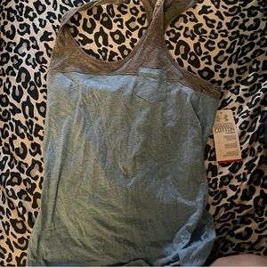 NWT underarmour tank top